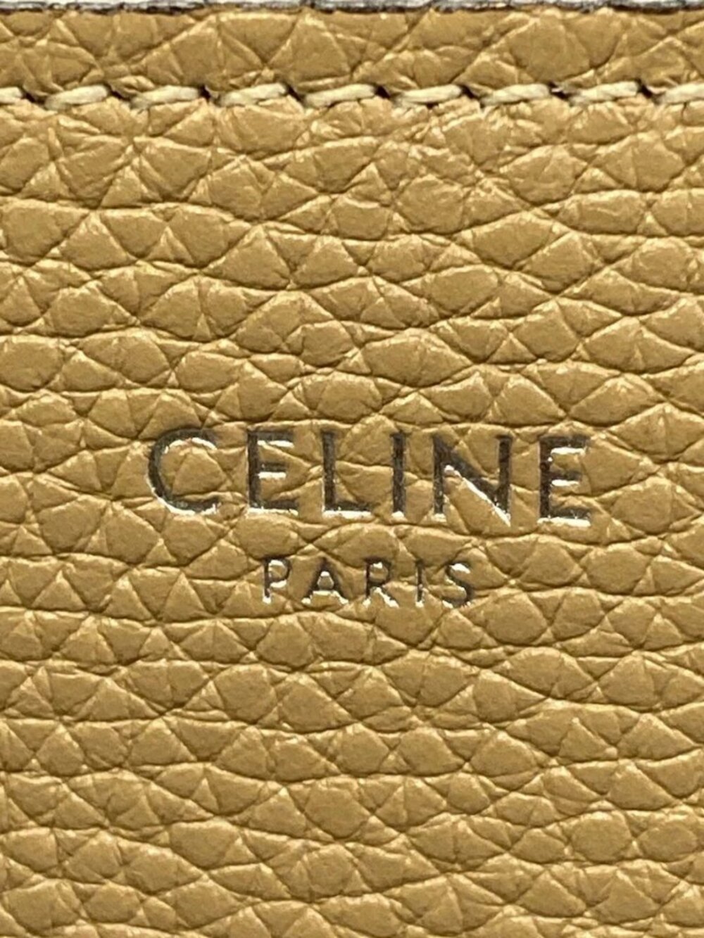 CELINE Luggage Micro Shopper Beige Leather Handbag - Picture 12 of 15